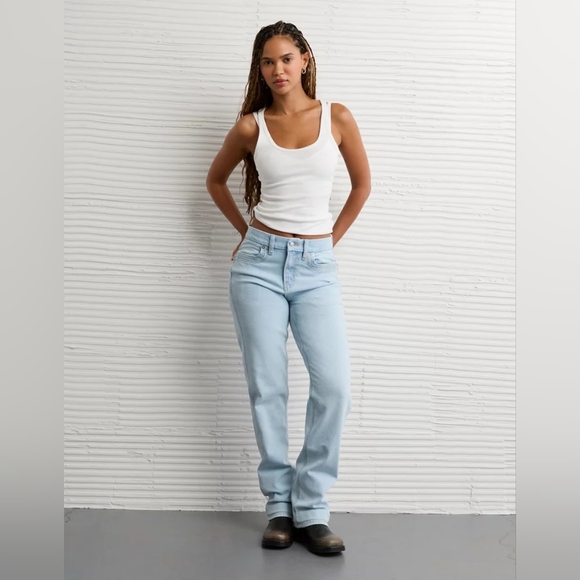 American Eagle Outfitters Denim - AE Stretch Curvy Straight Jean NWT Size 4